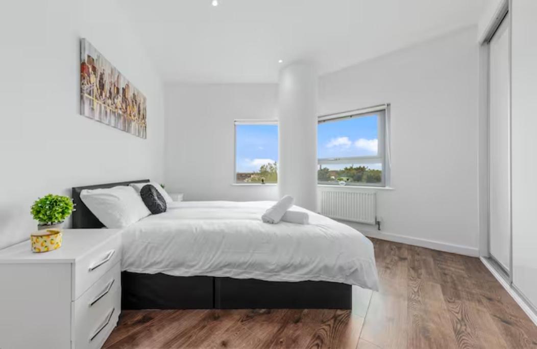 Delta 2 Bedroom Flat In London Dp102 크로이던 외부 사진